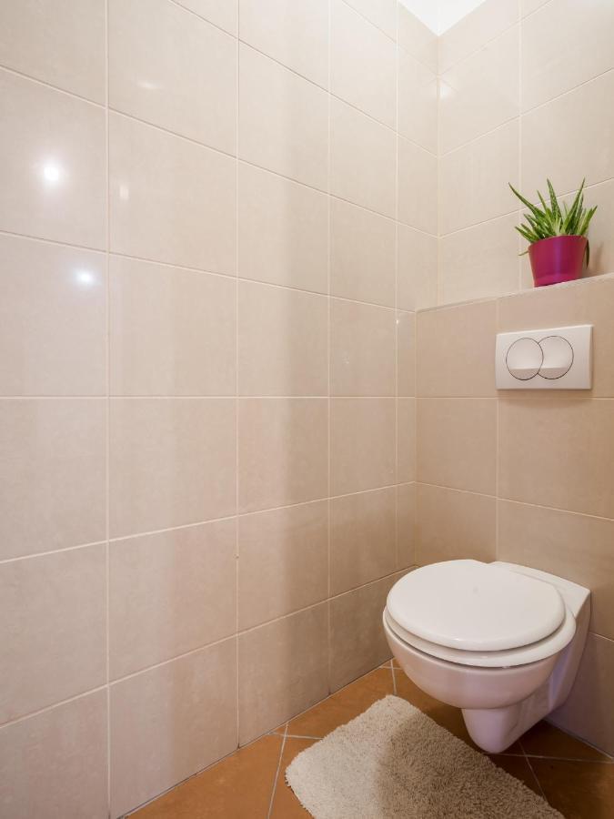 Bpr City Lodge Apartments บูดาเปสต์ ภายนอก รูปภาพ