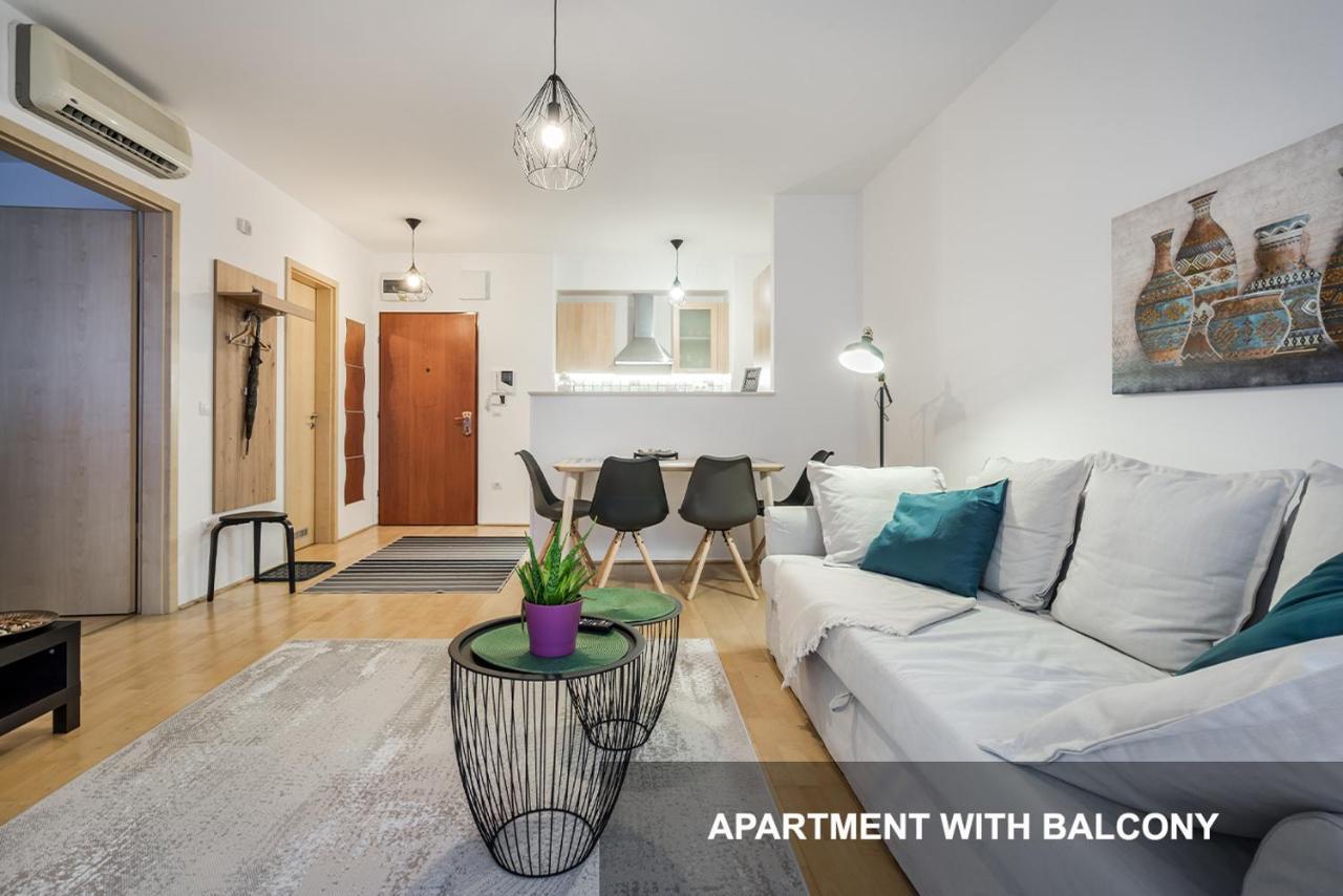 Bpr City Lodge Apartments บูดาเปสต์ ภายนอก รูปภาพ
